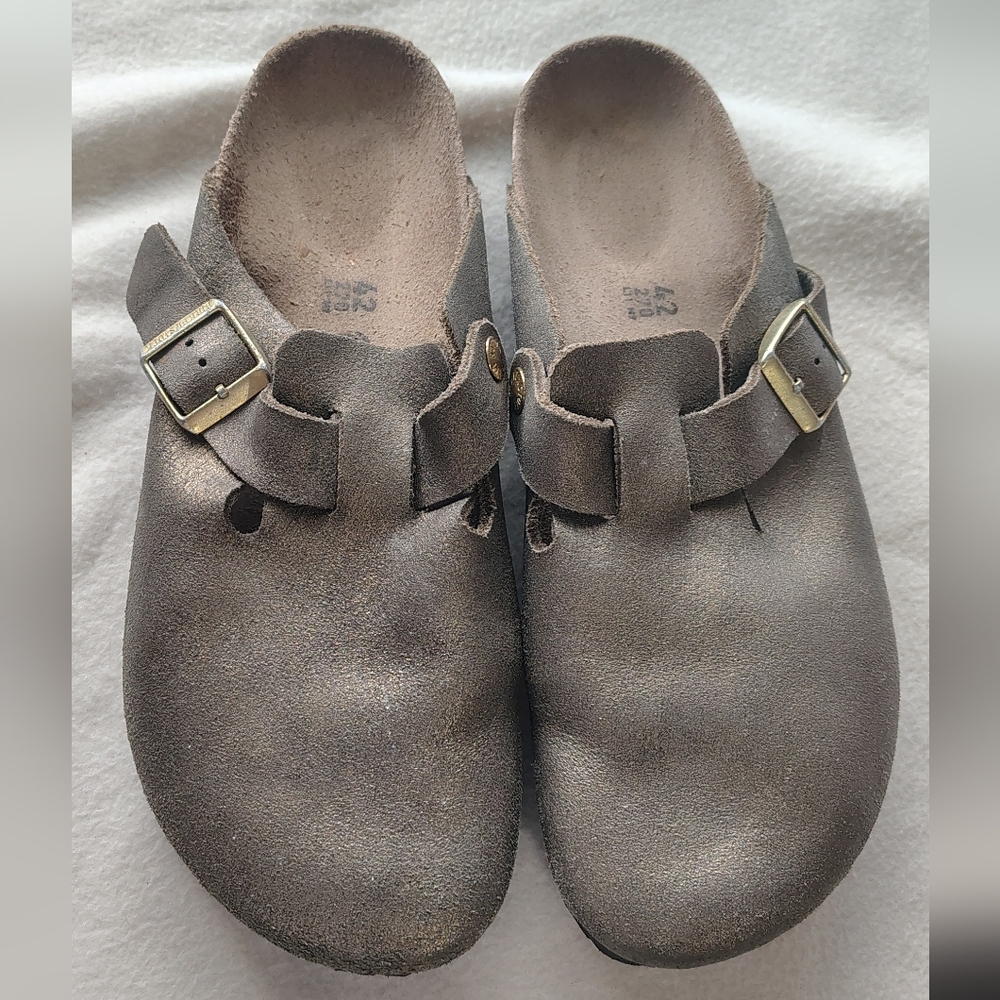 Birkenstock Metallic Gold Clogs